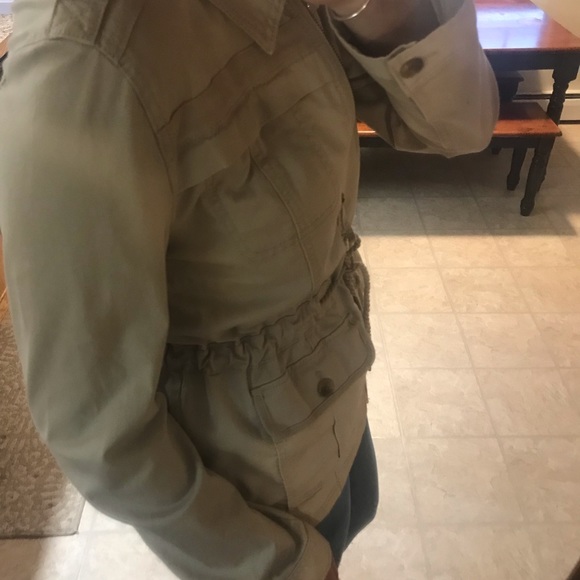 Express Jacket - Large - Picture 7 of 8